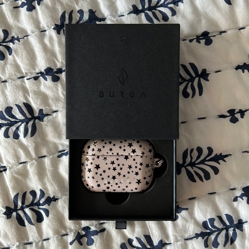 NWOT Burga AirPod case (sparkling tiara)